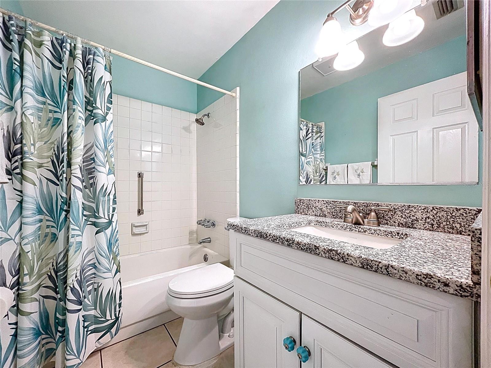 Image 29 of 67 For 505 Foxglove Circle B