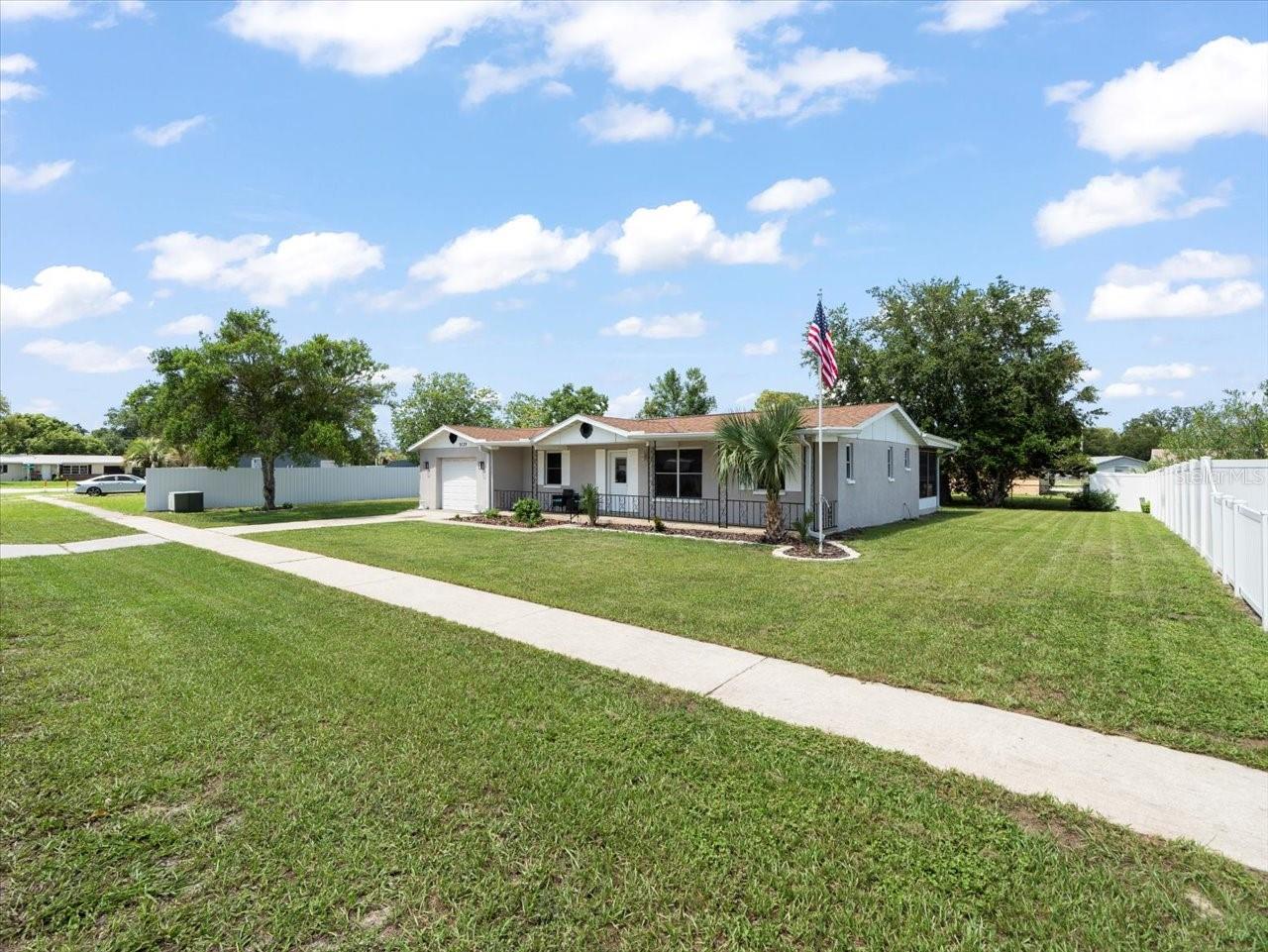 Image 36 of 42 For 9339 Miracle Drive