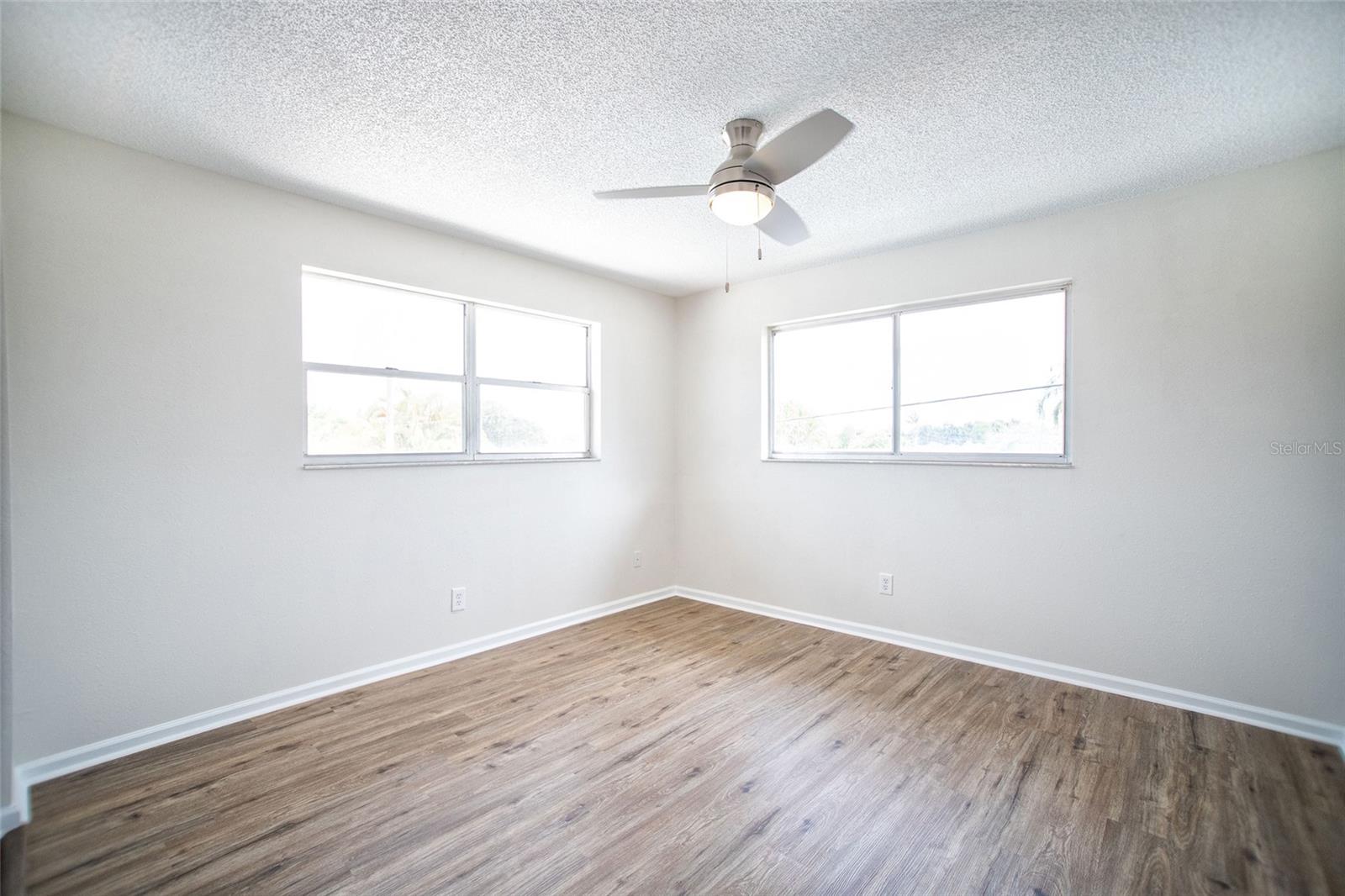 Image 14 of 16 For 6062 22nd Avenue N 5