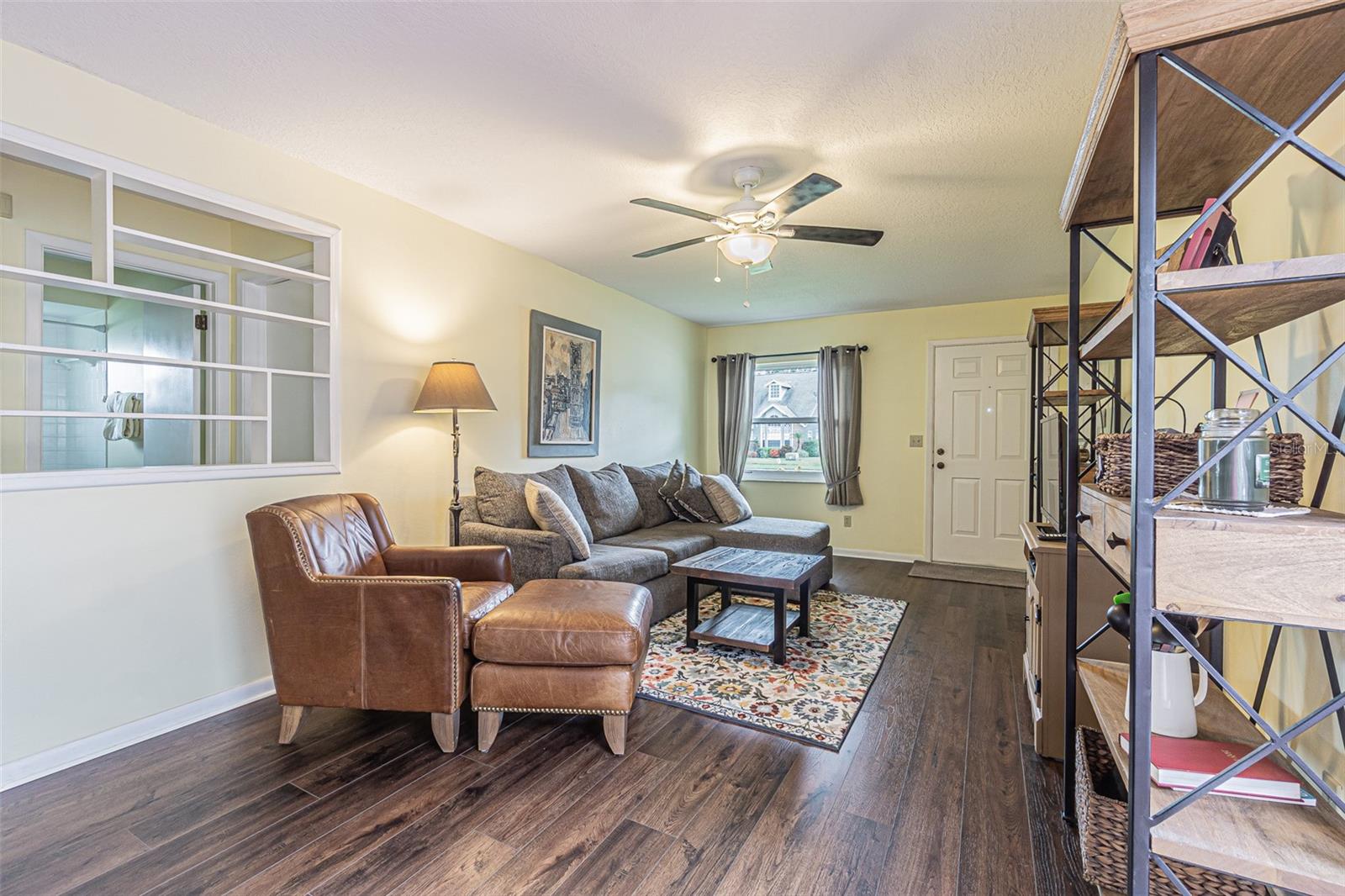 Image 7 of 32 For 1130 Orange Tree Circle W C
