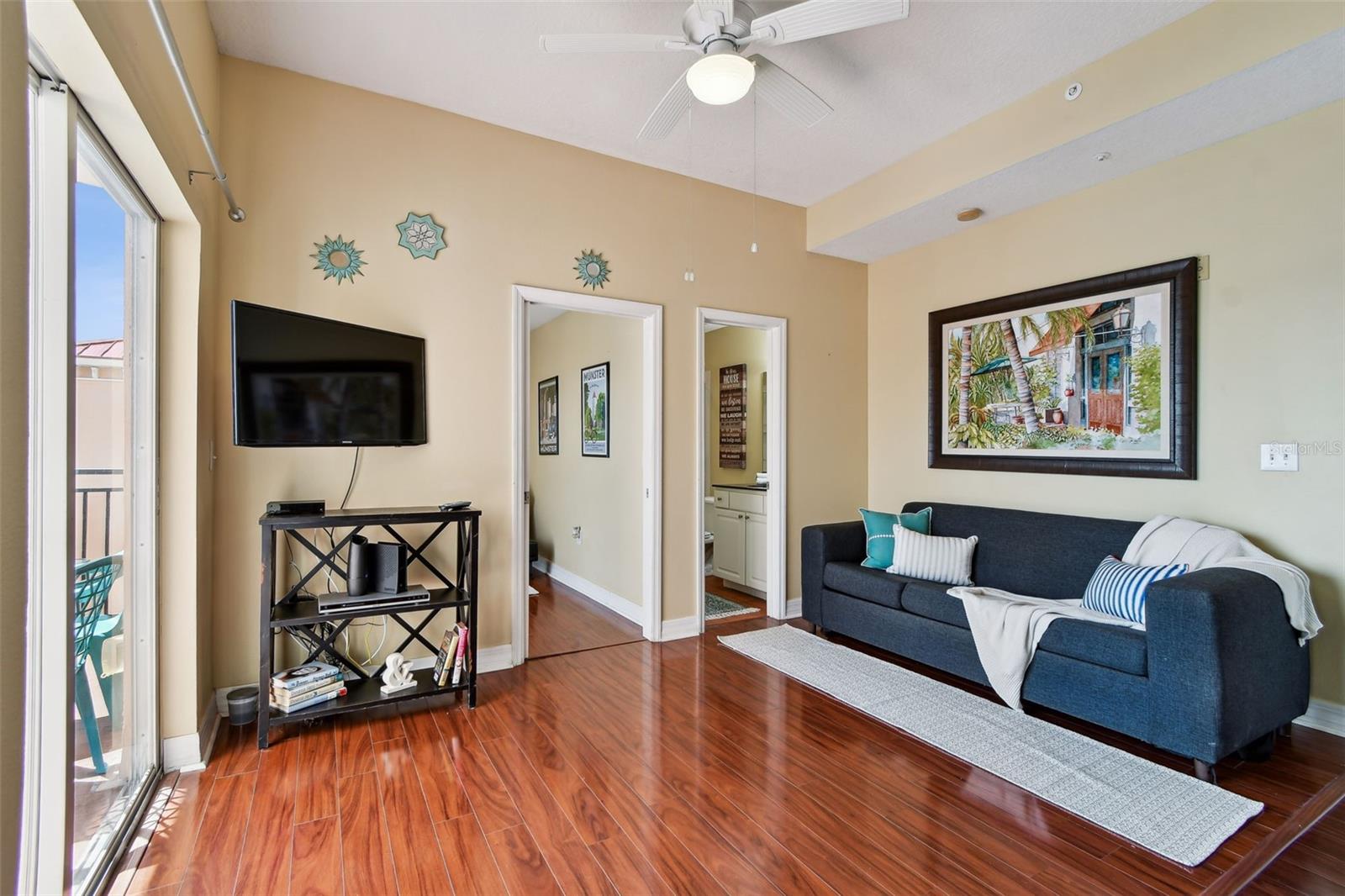 Image 6 of 26 For 13235 Gulf Boulevard 303