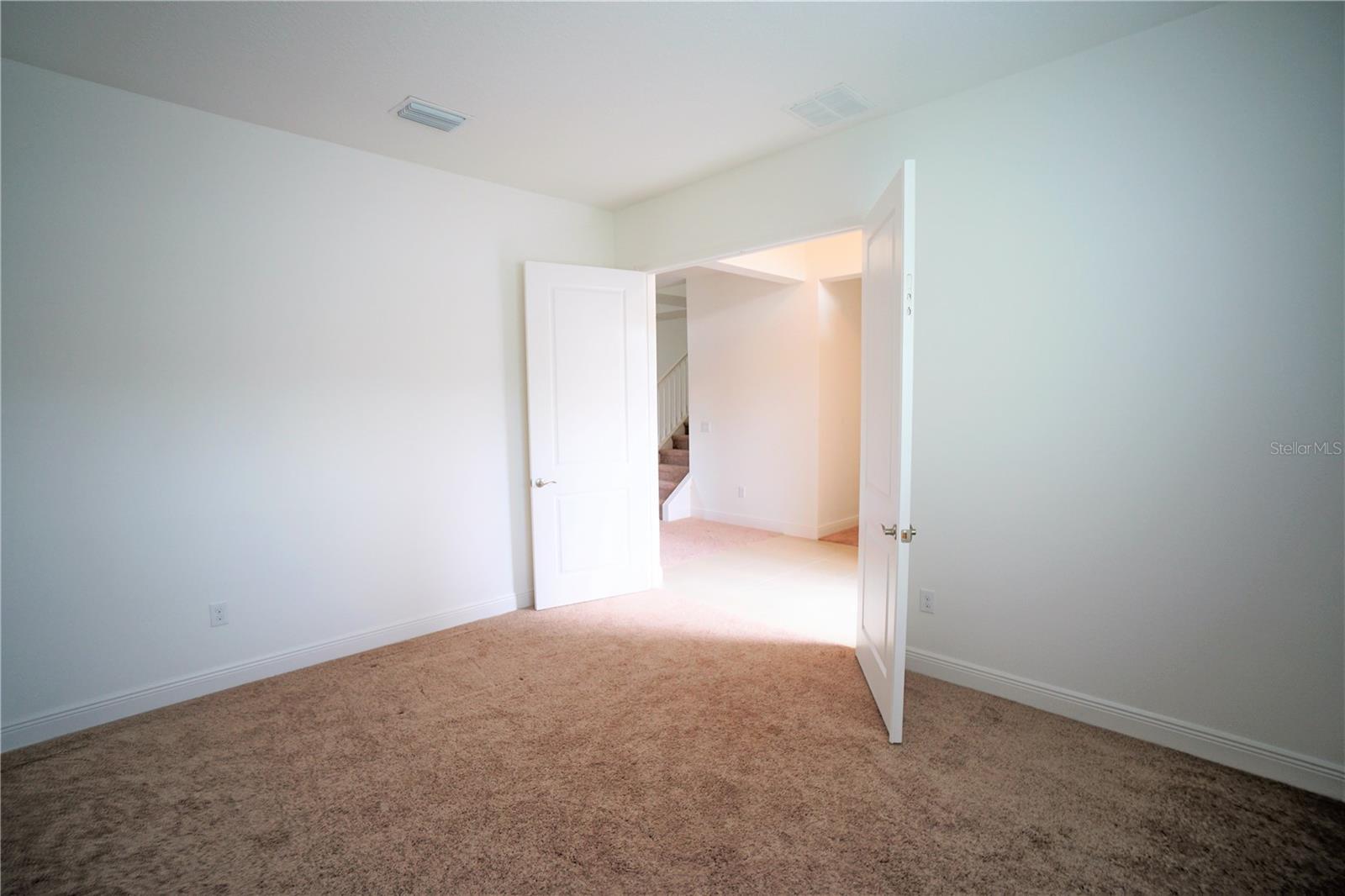 Image 11 of 27 For 30835 Spruceberry Court