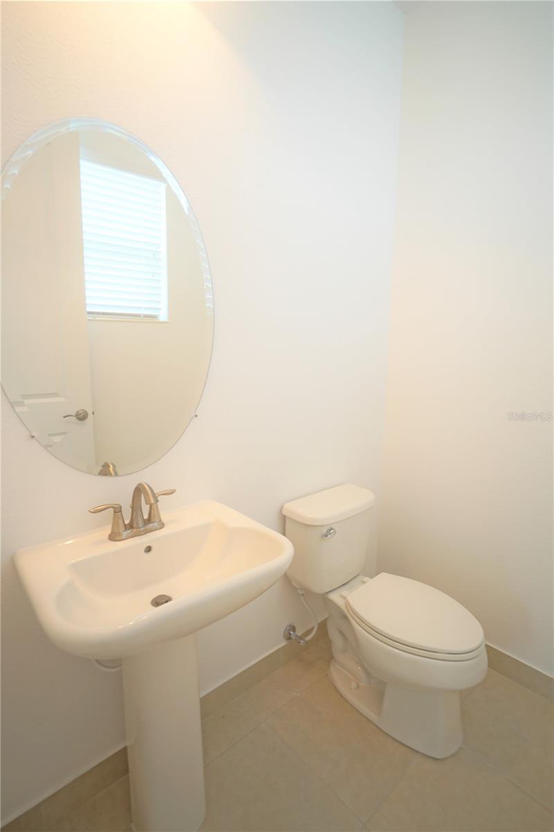 Image 18 of 27 For 30835 Spruceberry Court