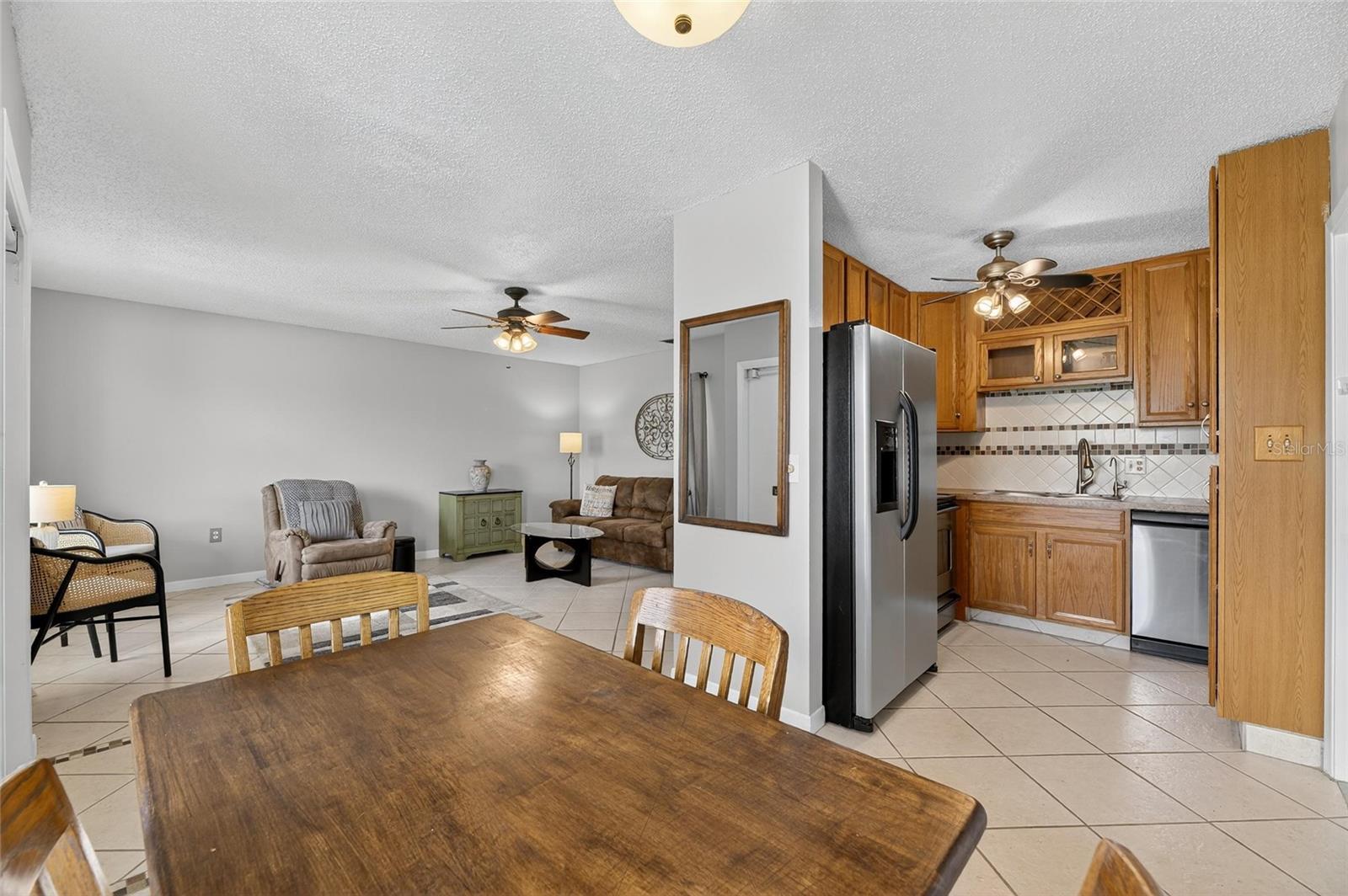 Image 15 of 65 For 1626 Costa Street