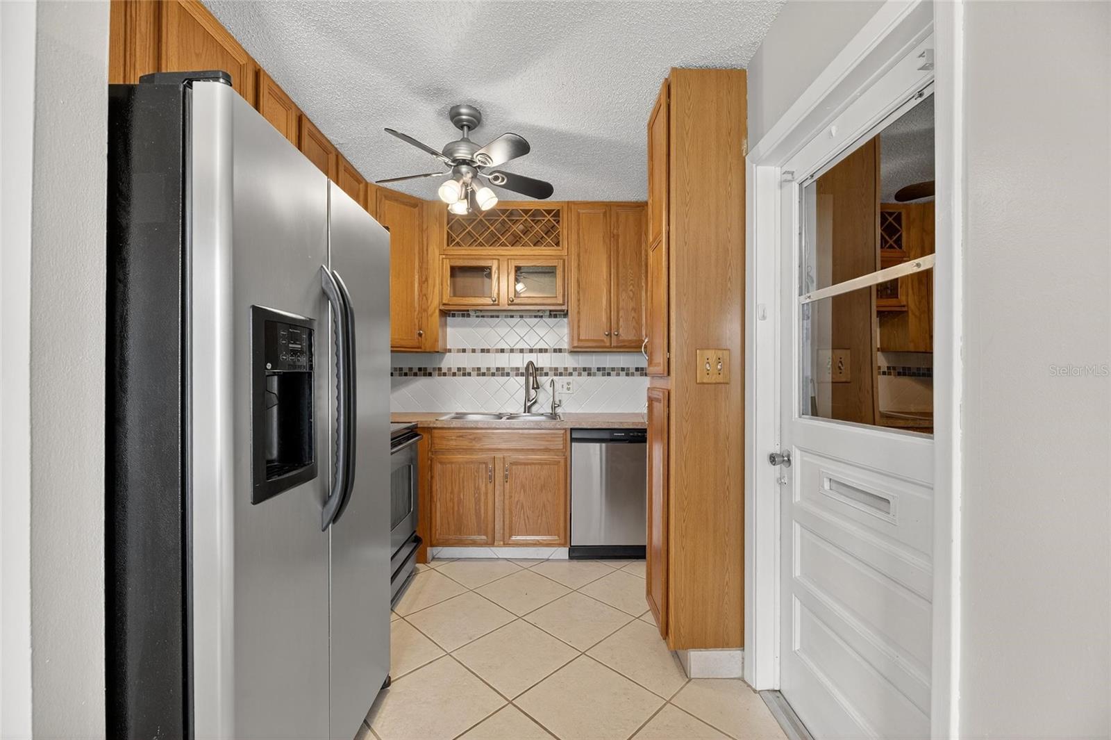 Image 16 of 65 For 1626 Costa Street