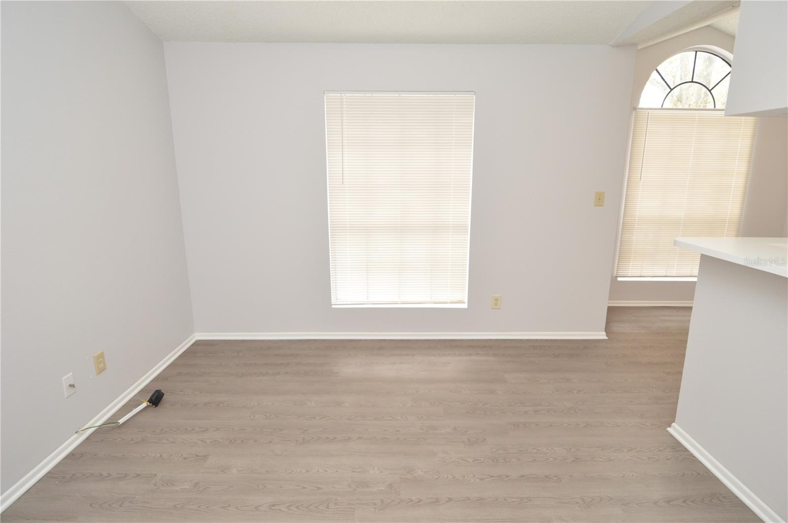Image 16 of 93 For 8630 Mallard Reserve Drive 201