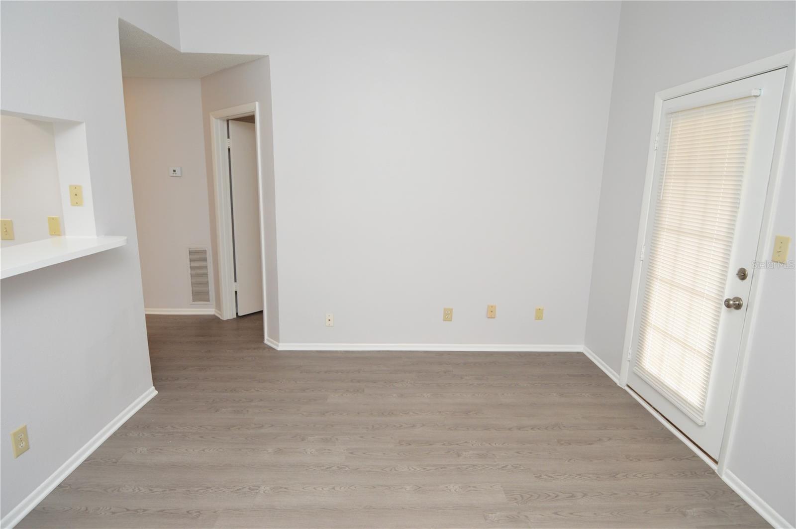 Image 22 of 93 For 8630 Mallard Reserve Drive 201