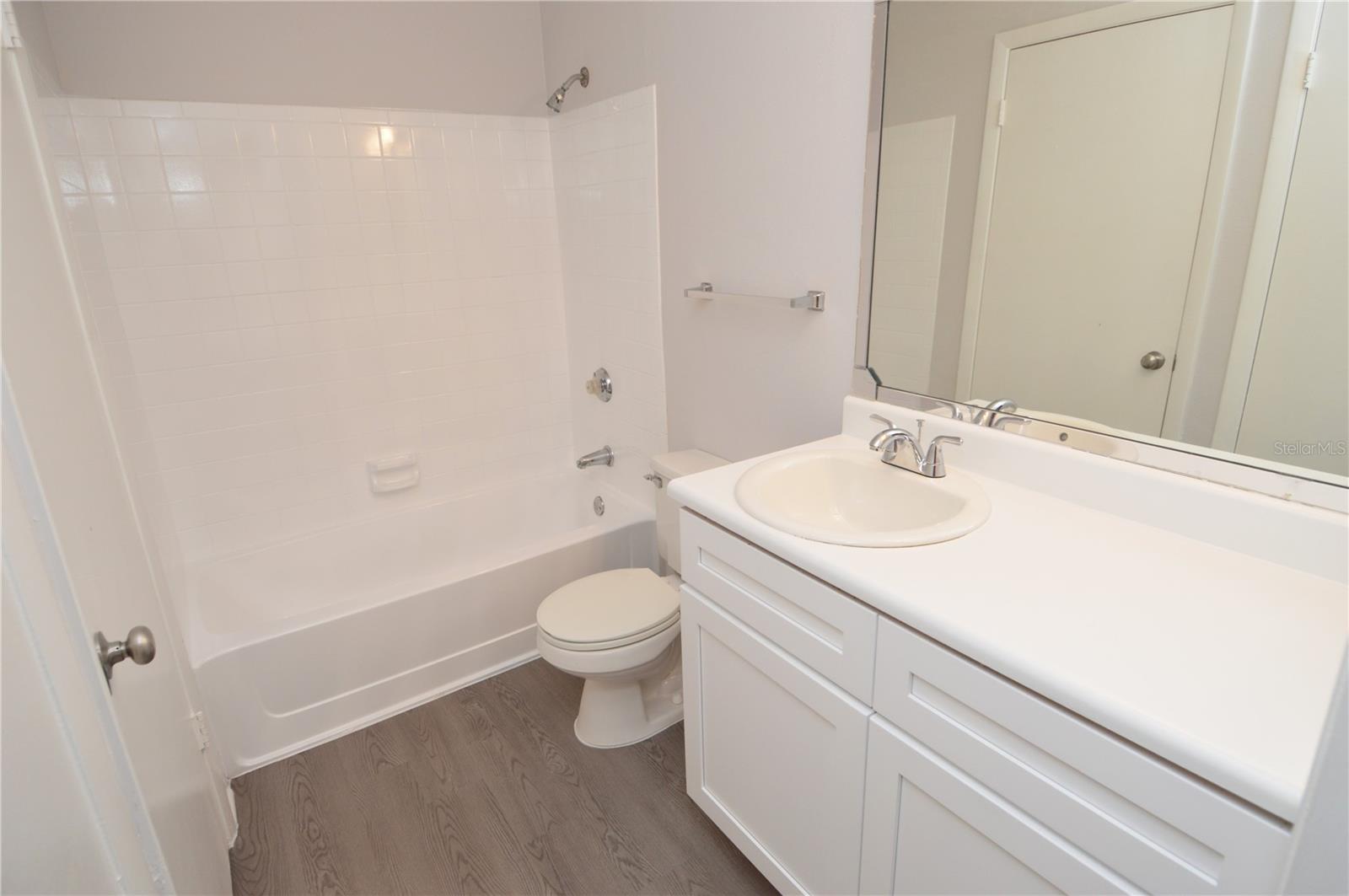 Image 31 of 93 For 8630 Mallard Reserve Drive 201