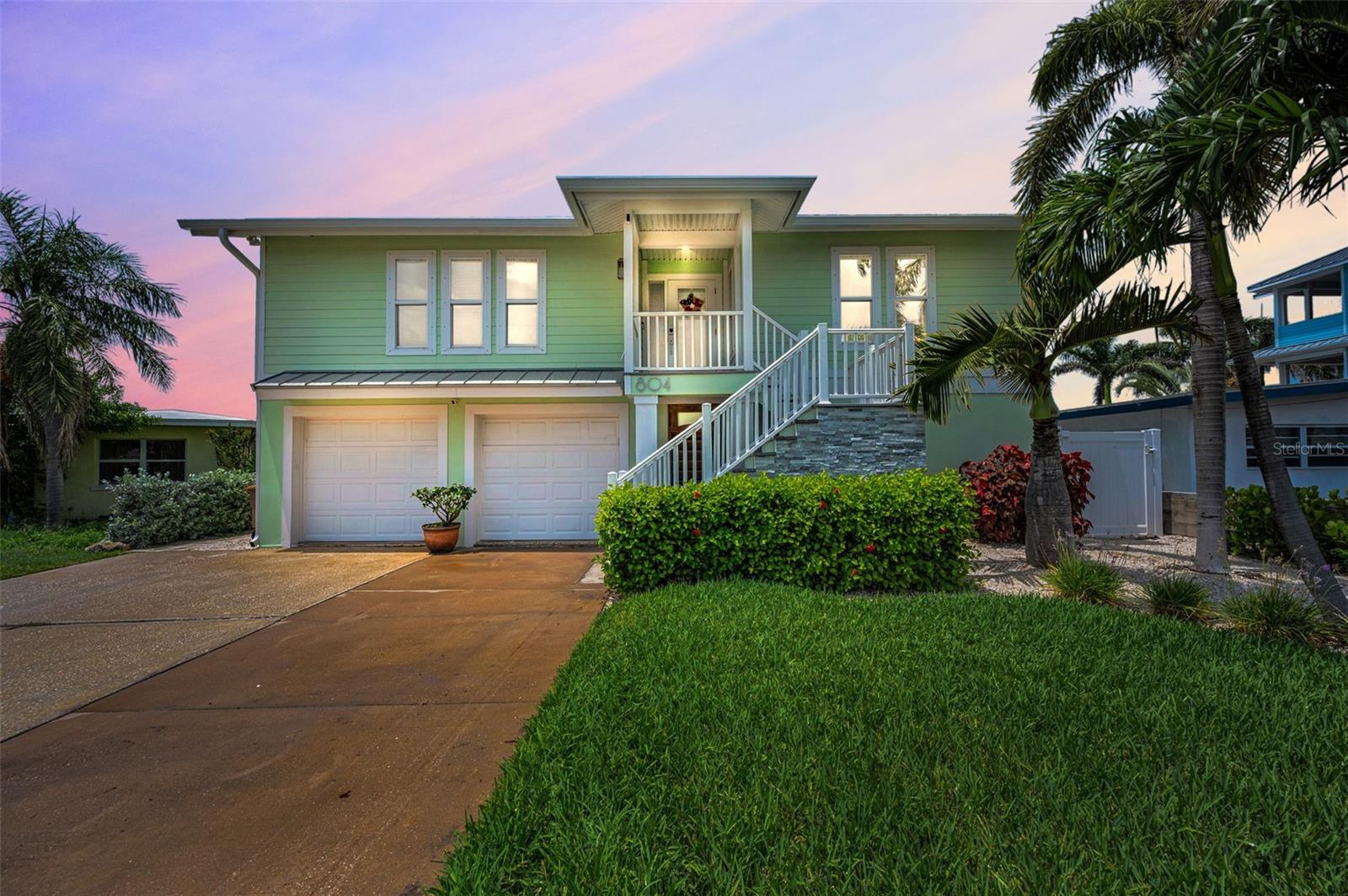 Listing photo id 15 for 804 Bay Point Drive