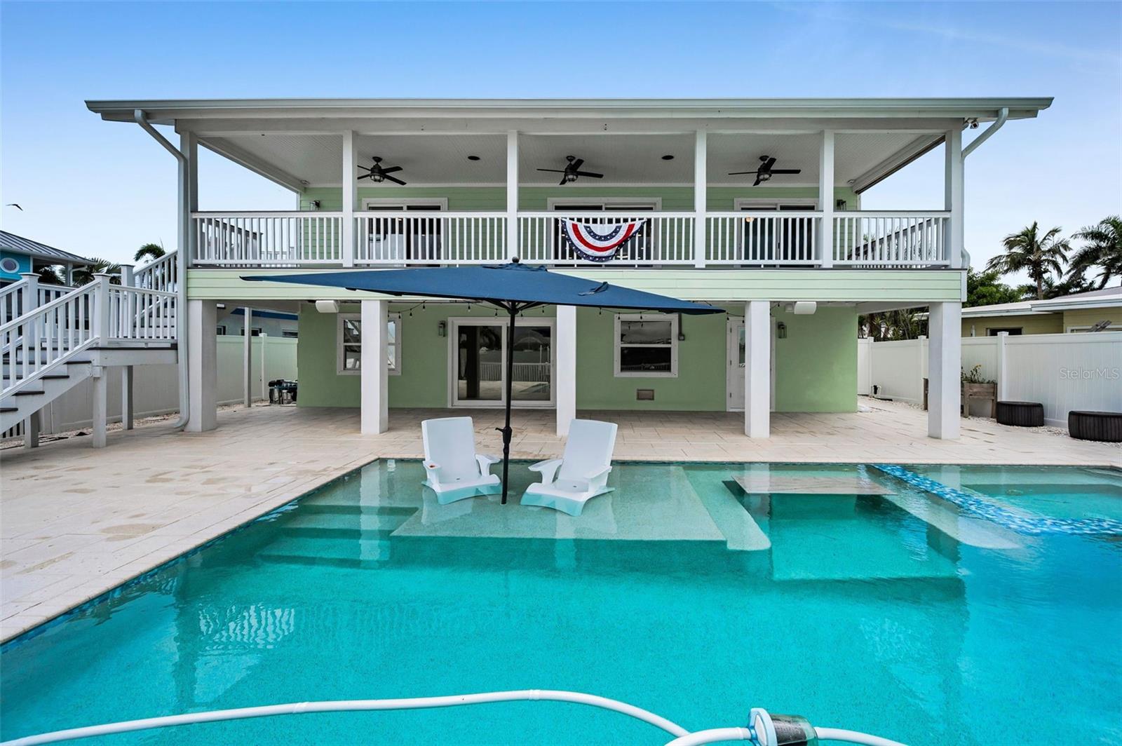 Listing photo id 75 for 804 Bay Point Drive