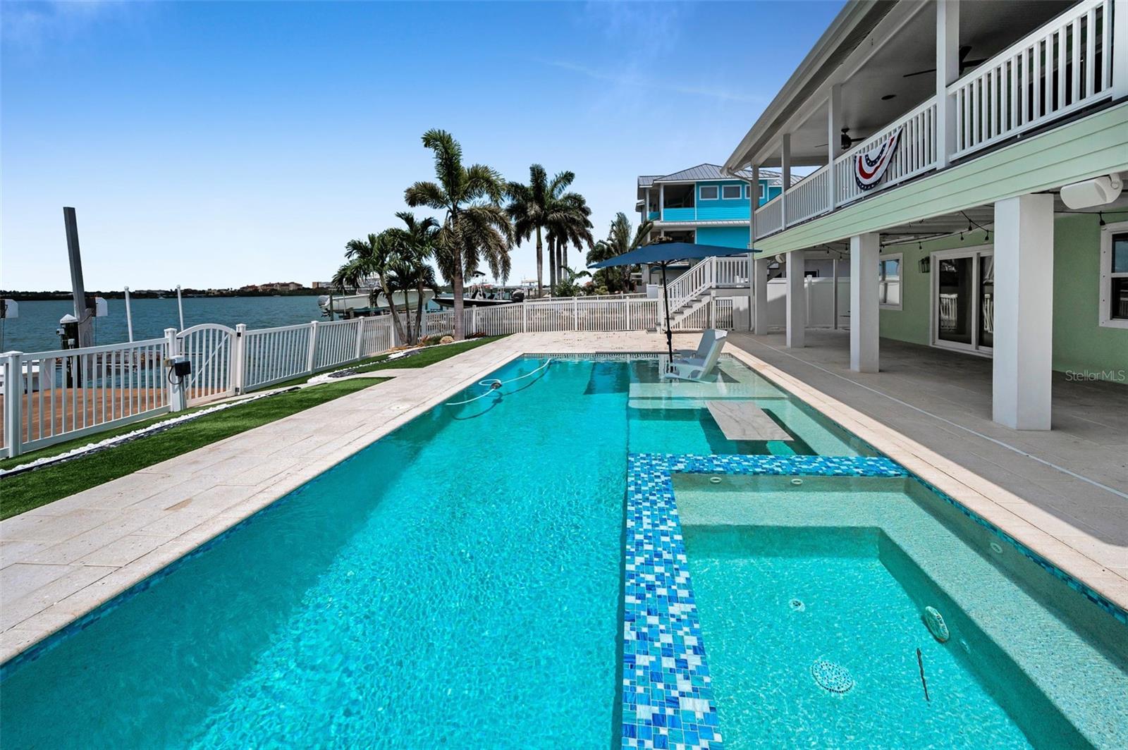 Listing photo id 76 for 804 Bay Point Drive
