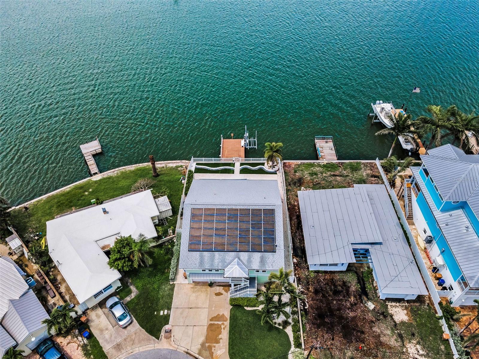 Listing photo id 80 for 804 Bay Point Drive