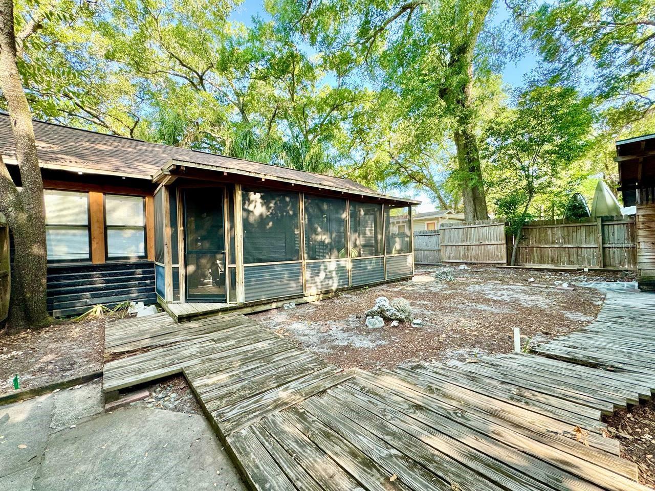 Image 23 of 24 For 6601 Navin Avenue