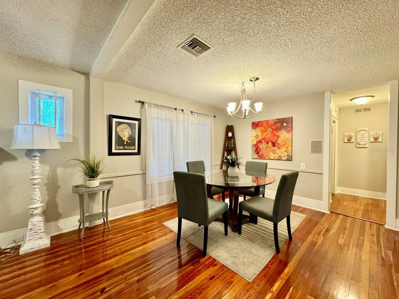 Image 5 of 24 For 6601 Navin Avenue