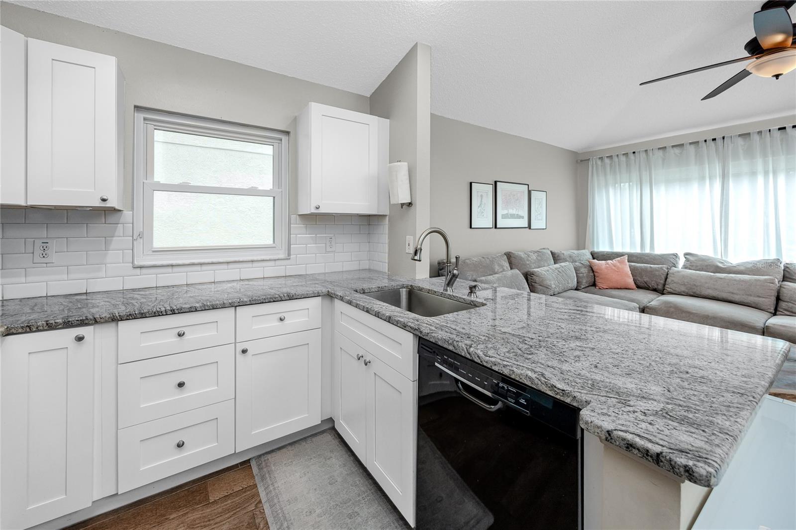Image 10 of 34 For 13133 Carrollwood Creek Drive