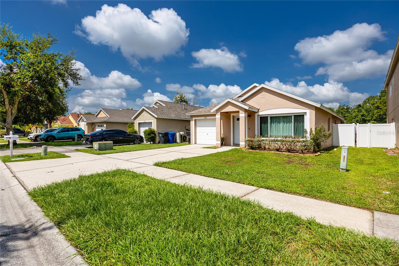 Image 2 of 34 For 13133 Carrollwood Creek Drive