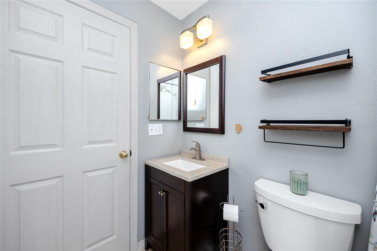 Image 20 of 34 For 13133 Carrollwood Creek Drive