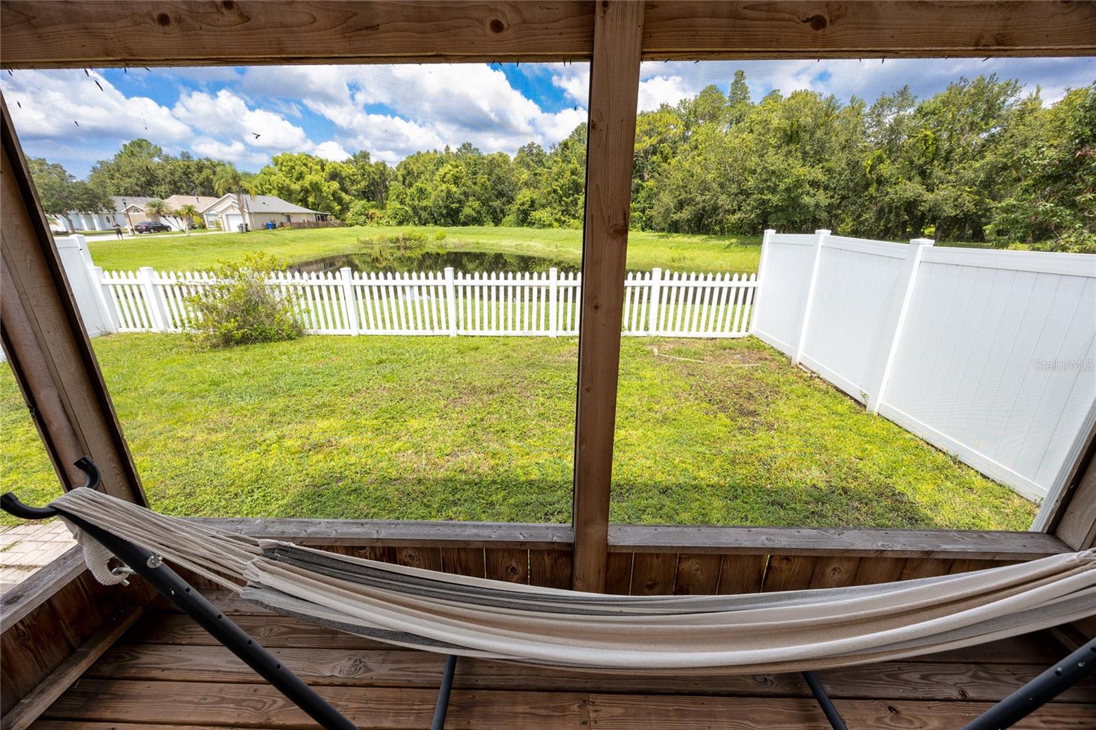 Image 27 of 34 For 13133 Carrollwood Creek Drive