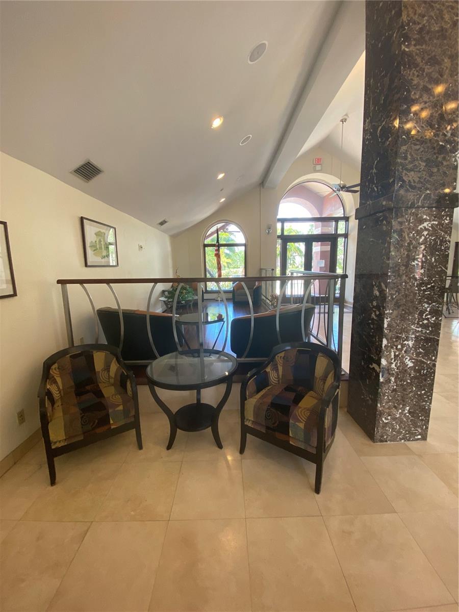 Image 21 of 23 For 10265 Gandy Boulevard N 1113