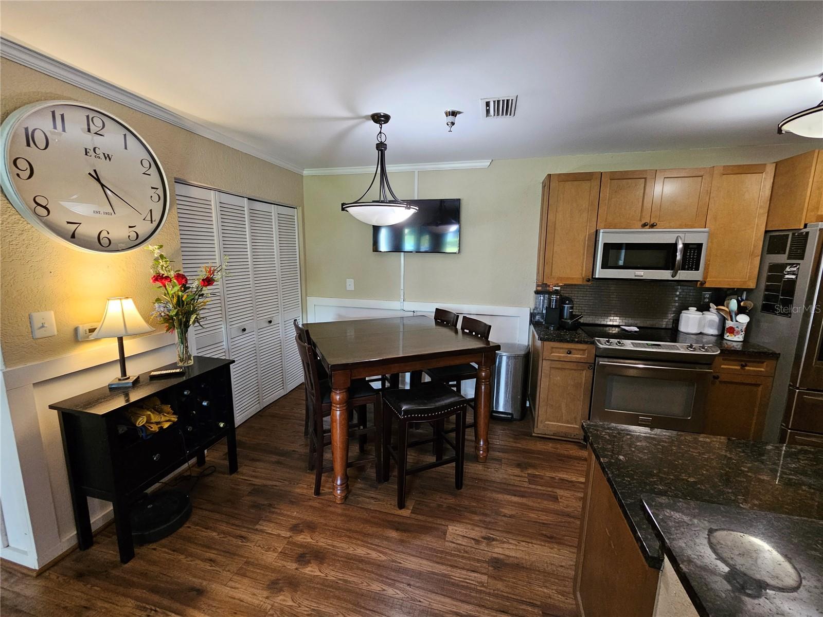 Image 6 of 23 For 10265 Gandy Boulevard N 1113