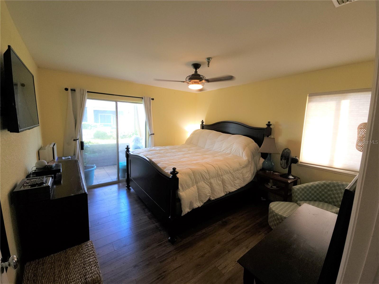 Image 7 of 23 For 10265 Gandy Boulevard N 1113