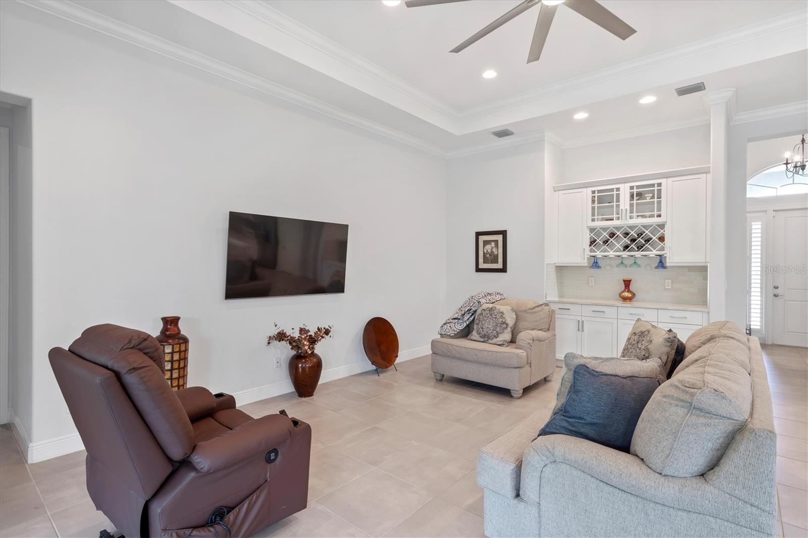 Image 16 of 36 For 6047 Sequoia Circle
