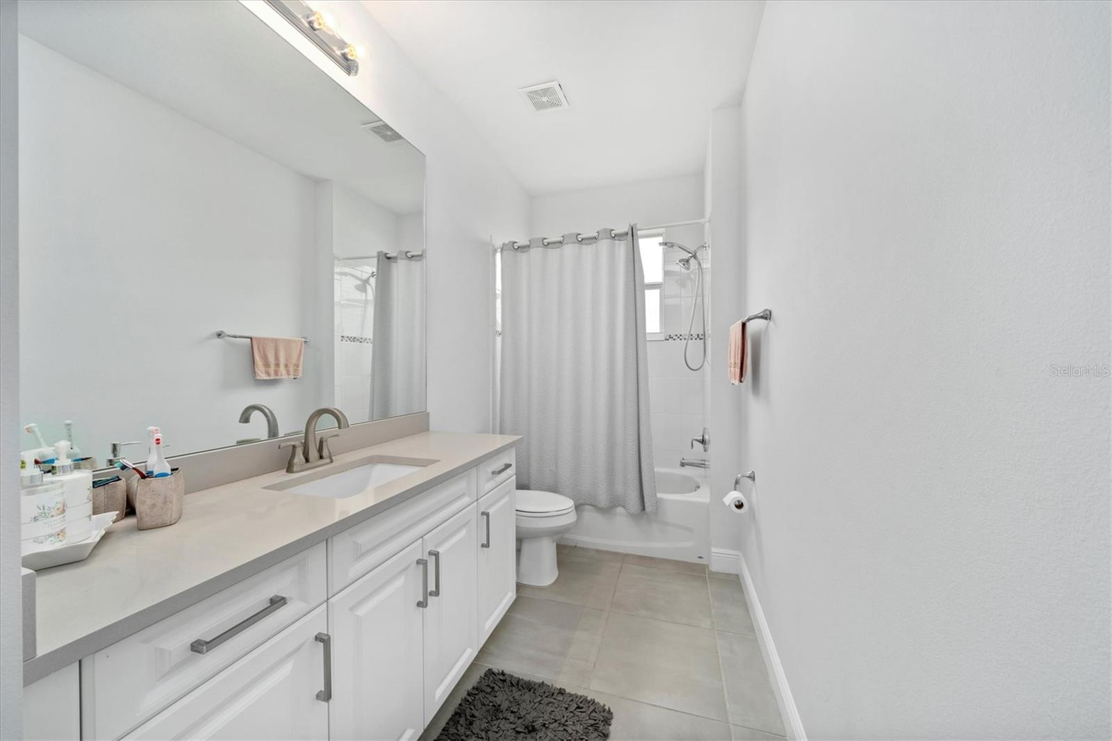 Image 28 of 36 For 6047 Sequoia Circle