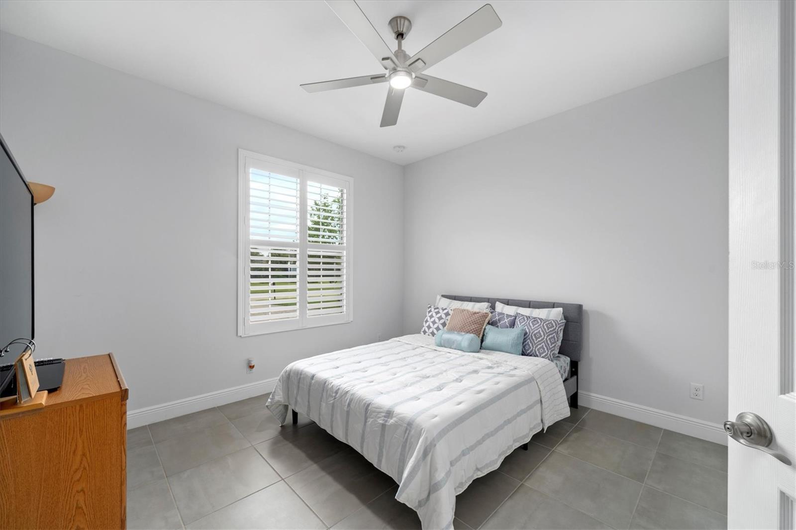 Image 29 of 36 For 6047 Sequoia Circle