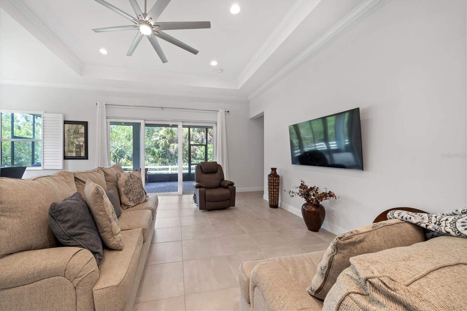 Image 3 of 36 For 6047 Sequoia Circle