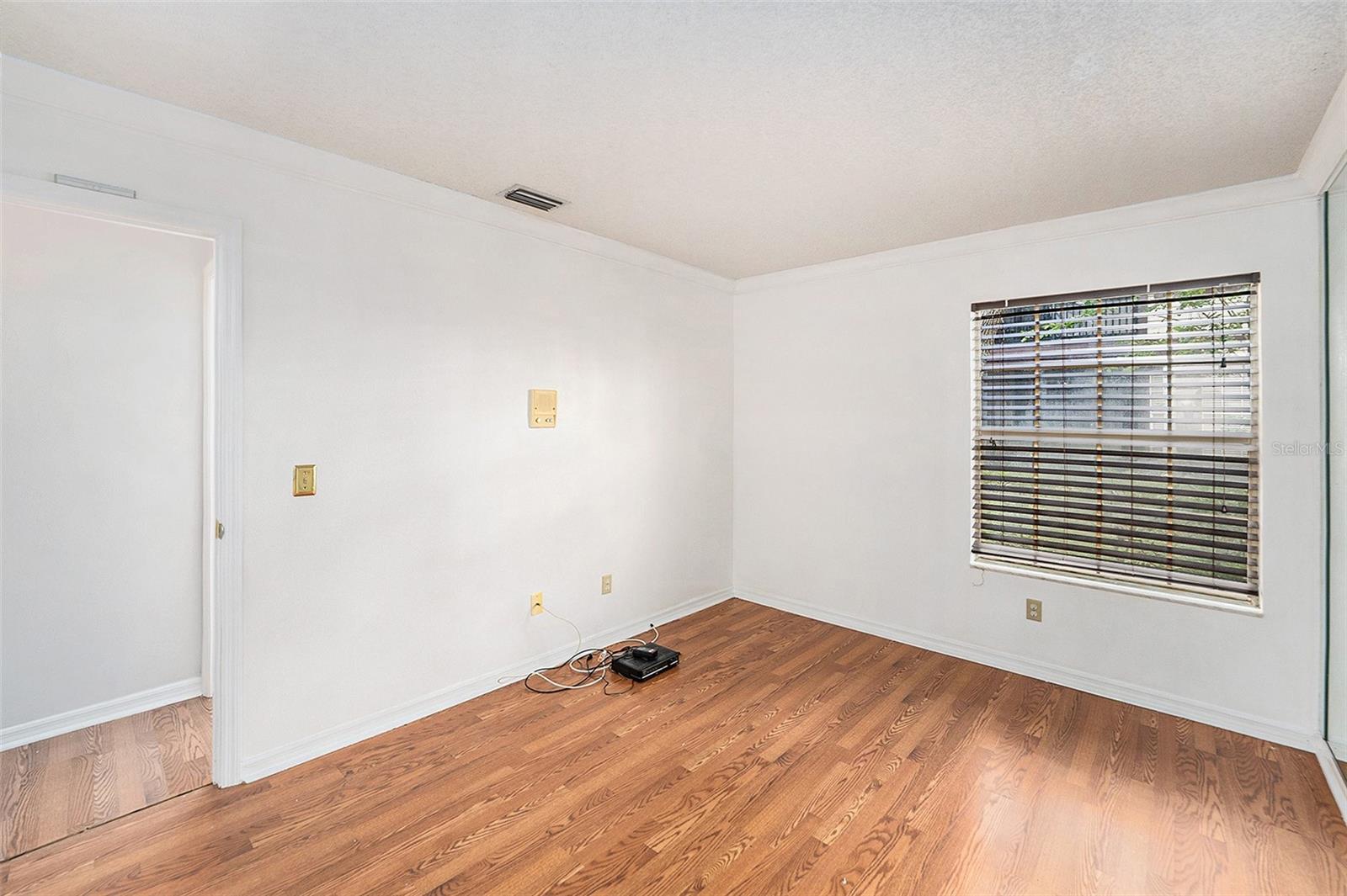 Image 16 of 23 For 1484 Buckeye Lane