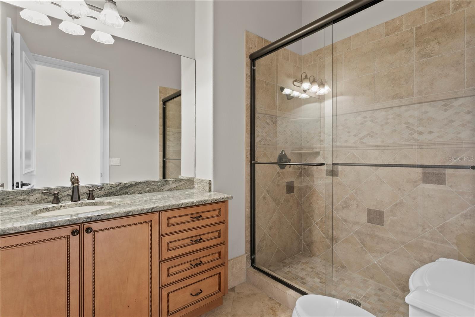 Image 35 of 67 For 6109 Pasadena Point Boulevard S