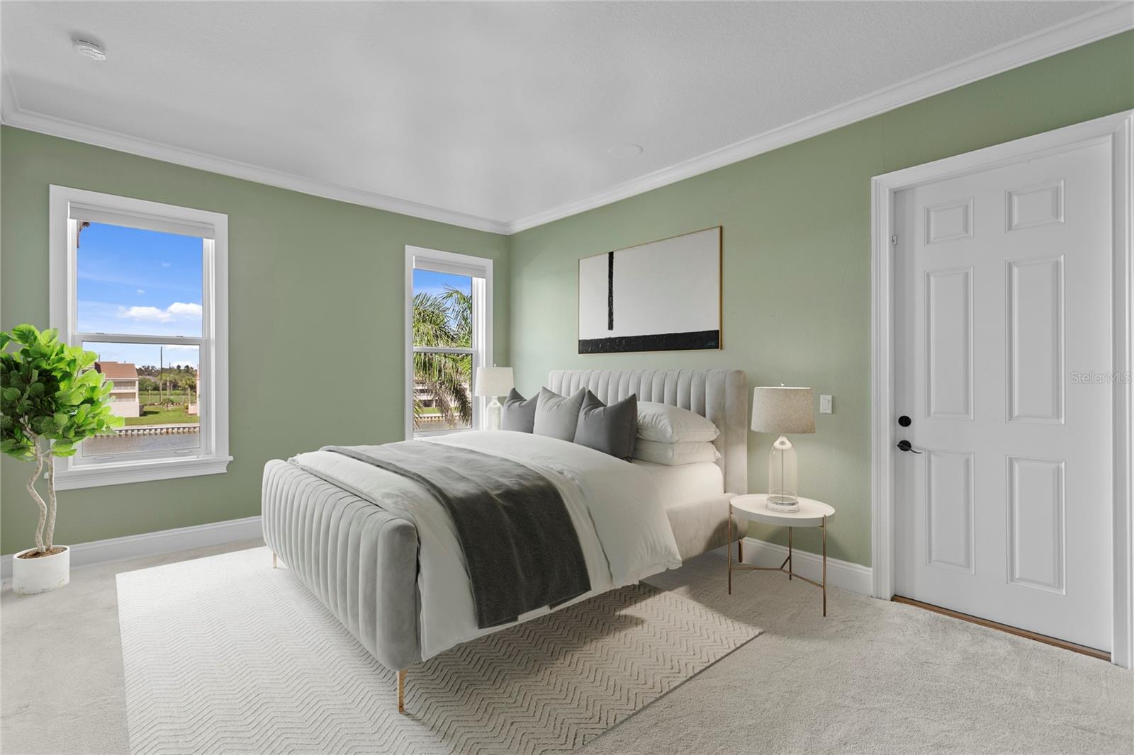 Image 38 of 67 For 6109 Pasadena Point Boulevard S