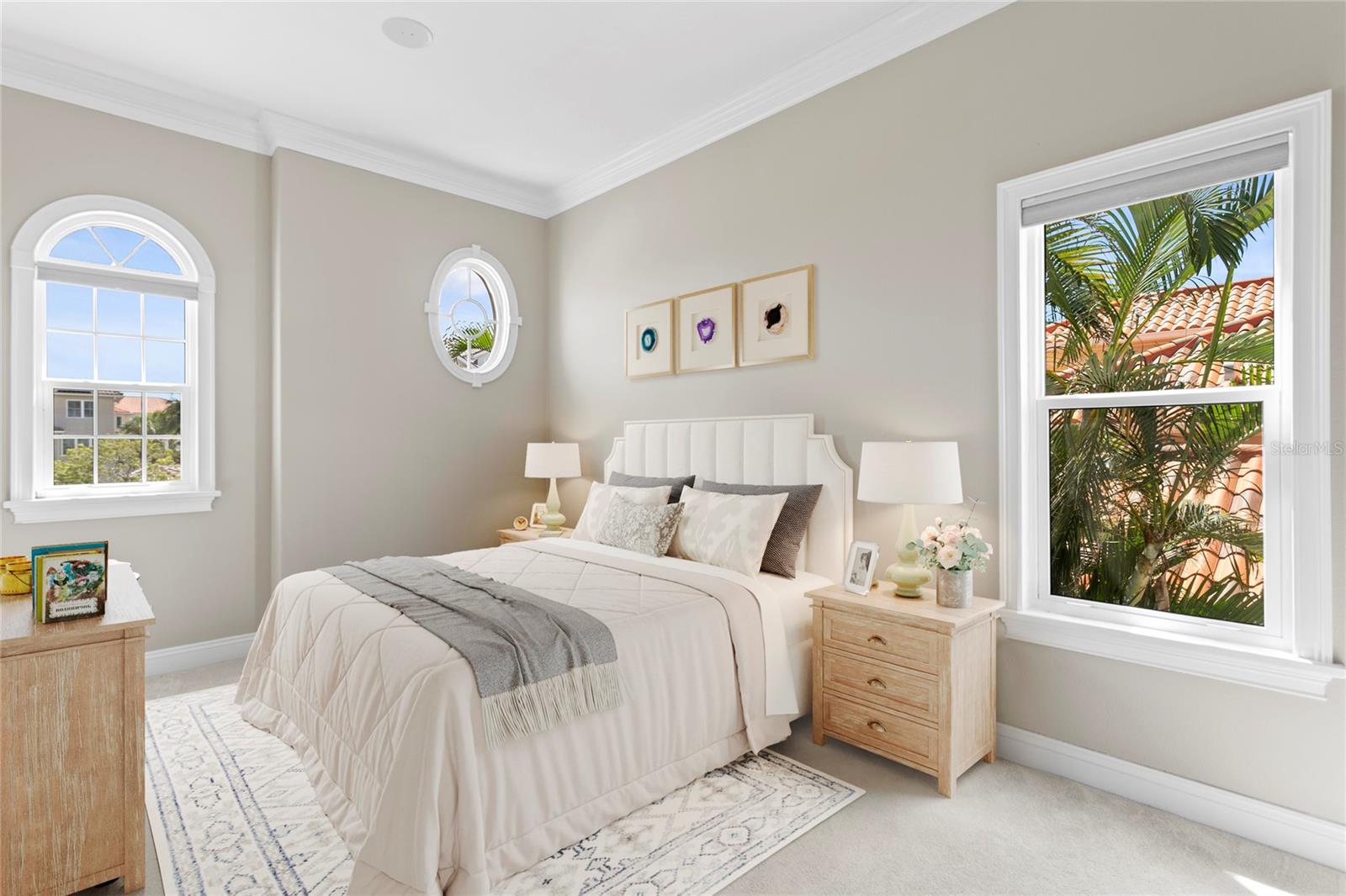 Image 40 of 67 For 6109 Pasadena Point Boulevard S
