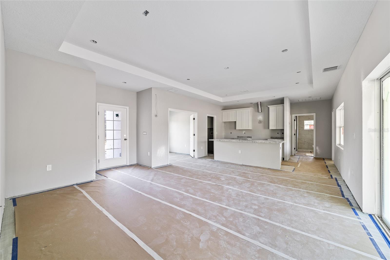 Listing photo id 13 for 2602 W Ventura Ln