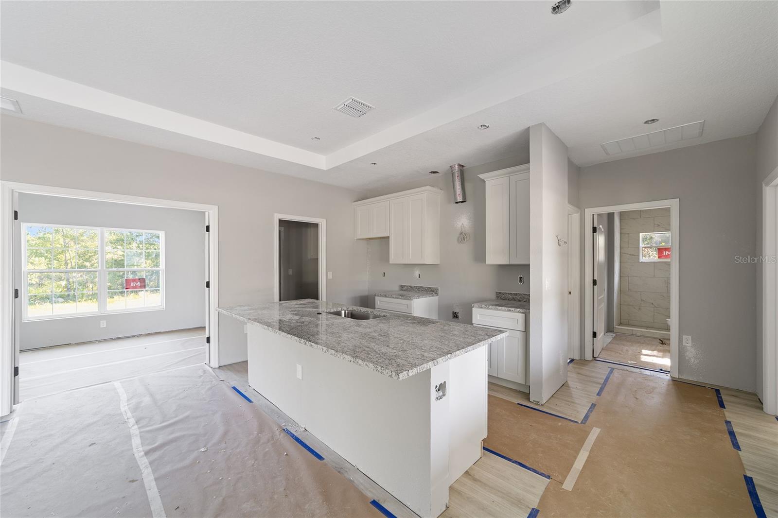 Listing photo id 16 for 2602 W Ventura Ln