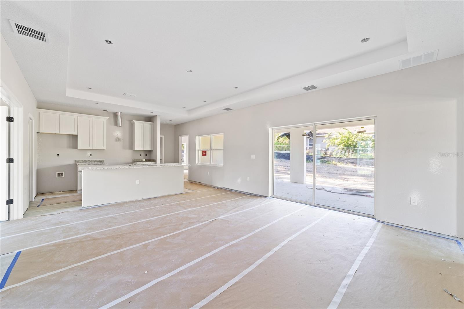 Listing photo id 17 for 2602 W Ventura Ln