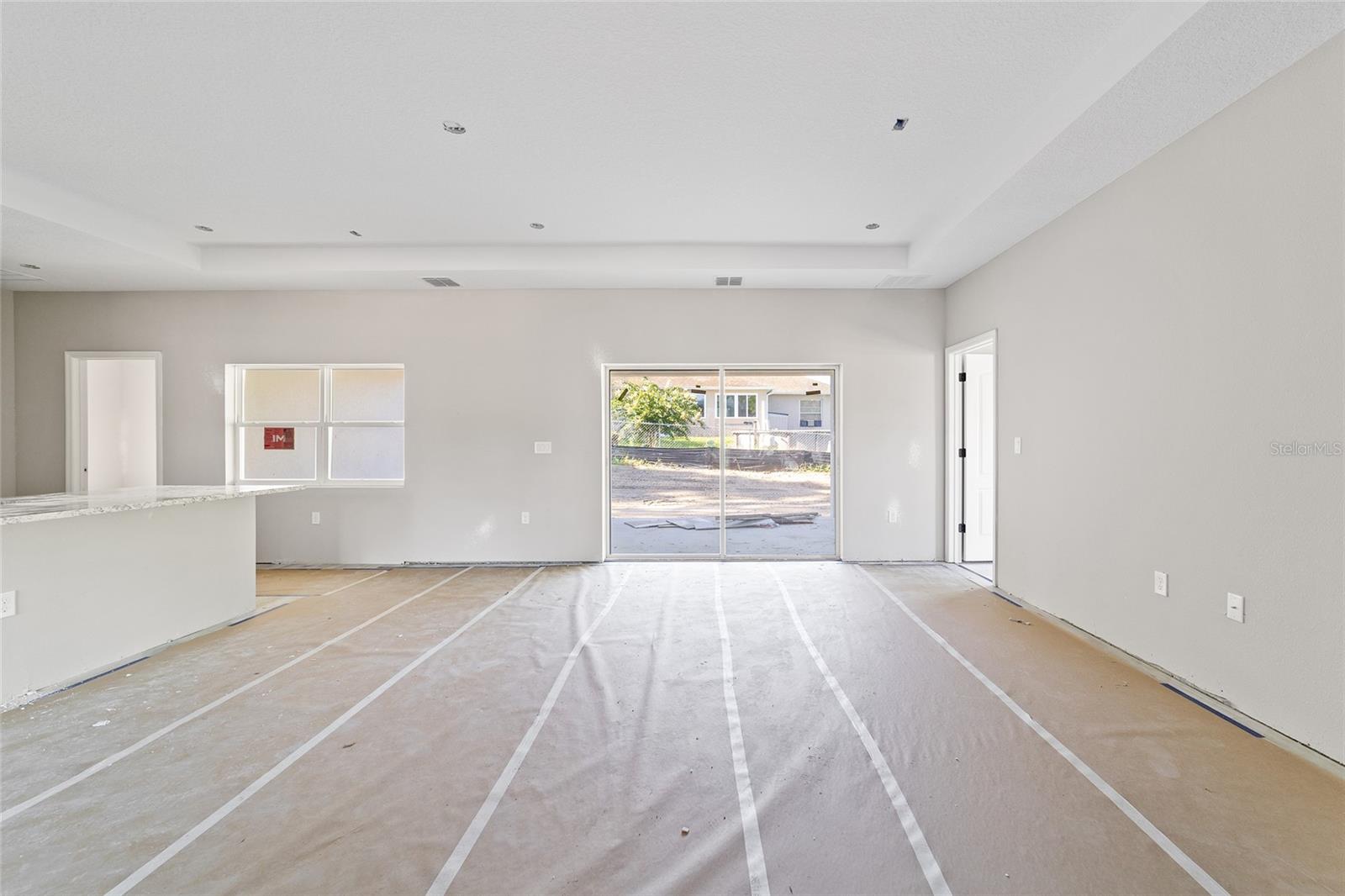 Listing photo id 21 for 2602 W Ventura Ln
