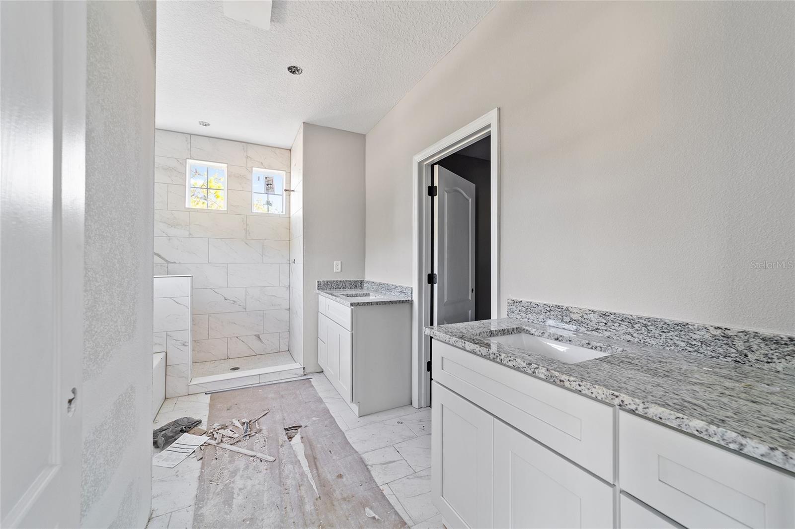 Listing photo id 29 for 2602 W Ventura Ln