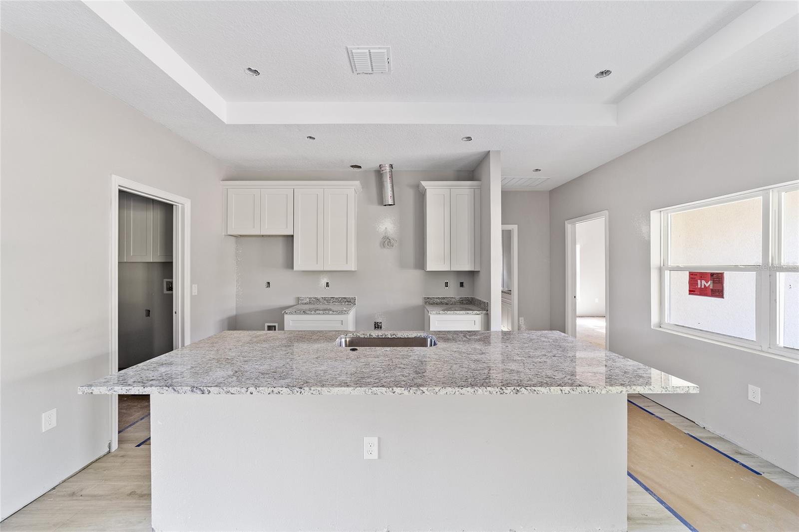 Listing photo id 2 for 2602 W Ventura Ln