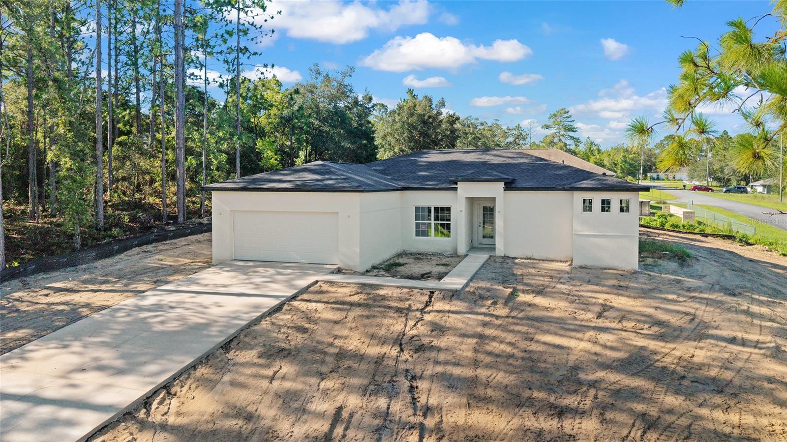 Listing photo id 54 for 2602 W Ventura Ln