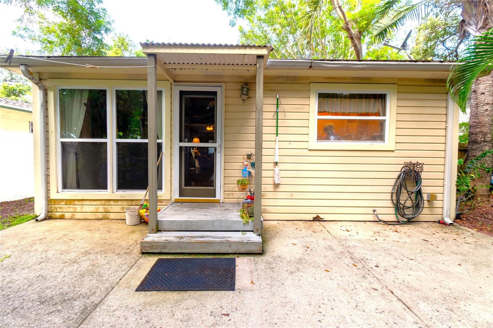 Image 37 of 44 For 178 11th Street Sw