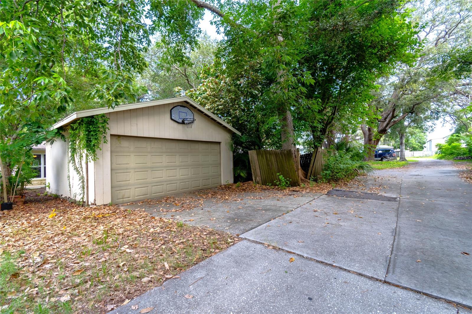 Image 41 of 44 For 178 11th Street Sw