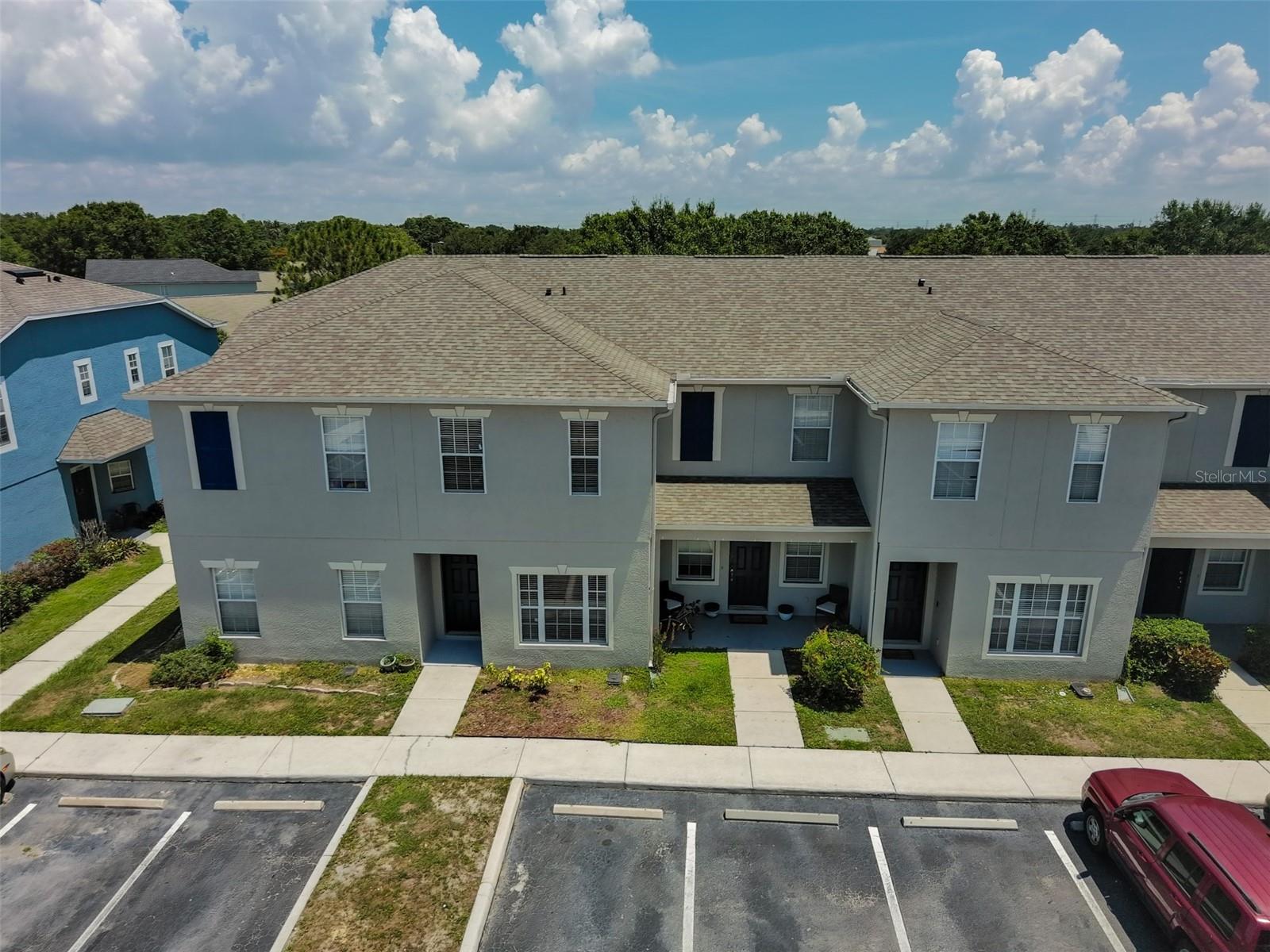 Listing photo id 31 for 12950 Kings Crossing Drive