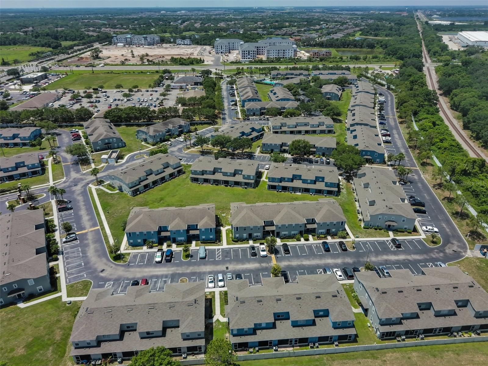 Listing photo id 35 for 12950 Kings Crossing Drive