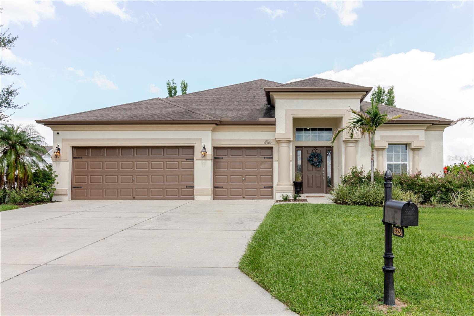 Details for 12324 Loopback Drive, SAN ANTONIO, FL 33576