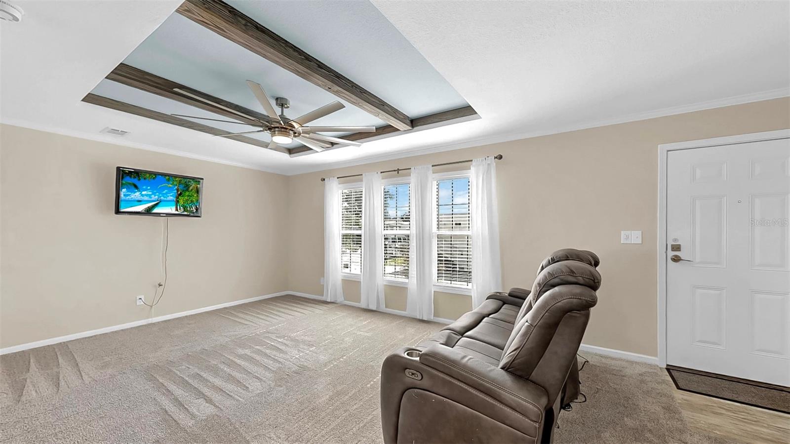 Image 2 of 44 For 420 49th Street E 64