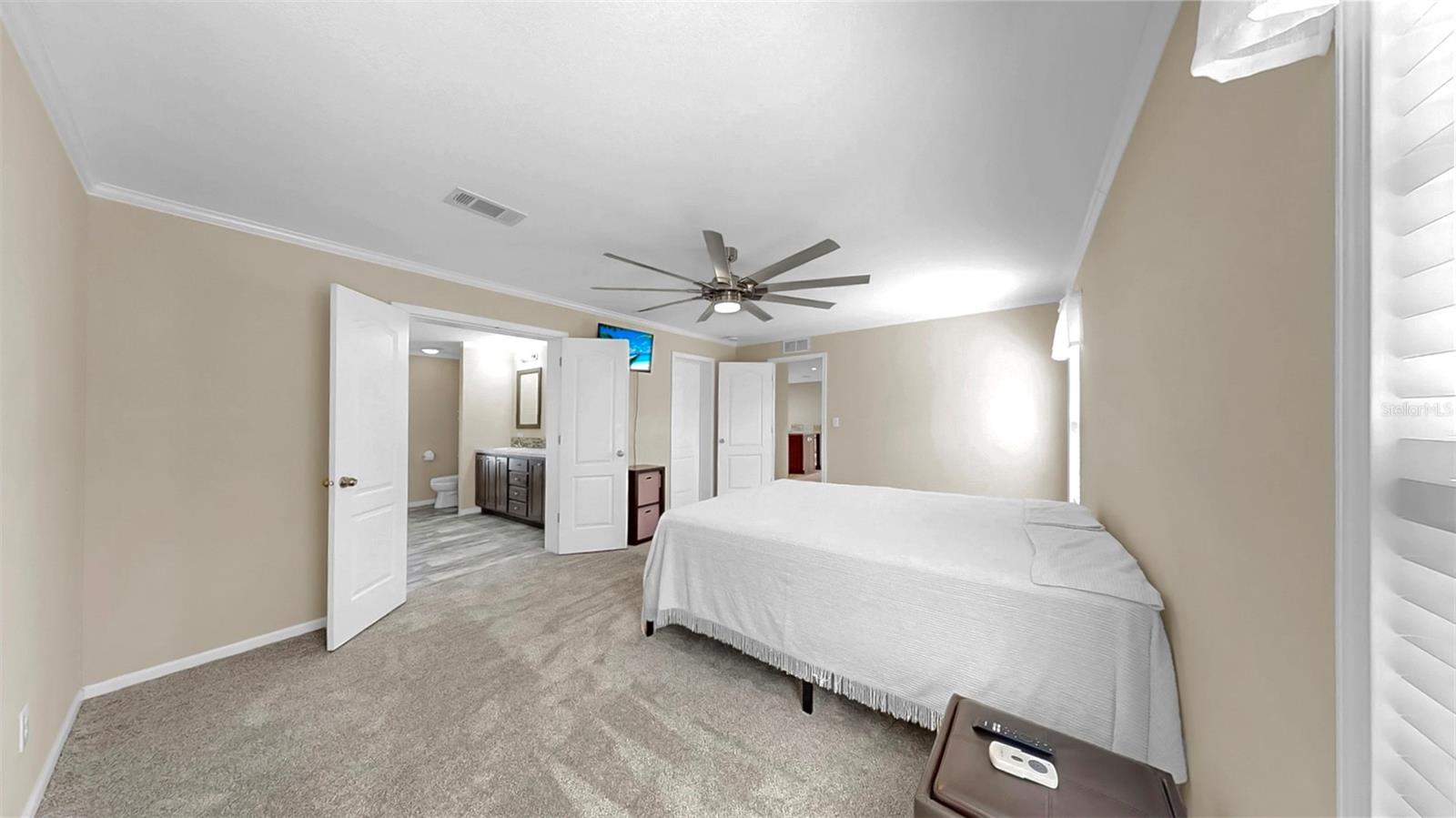 Image 22 of 44 For 420 49th Street E 64