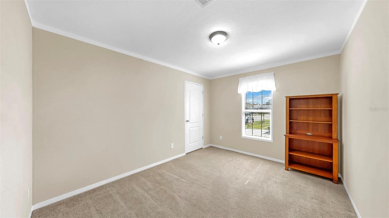 Image 29 of 44 For 420 49th Street E 64