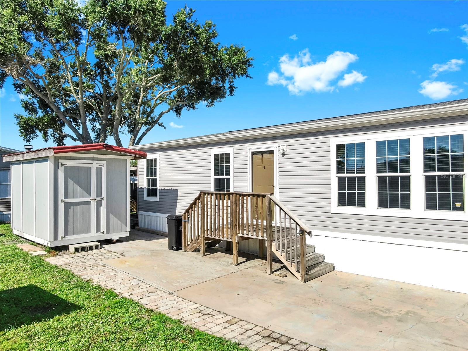 Image 42 of 44 For 420 49th Street E 64