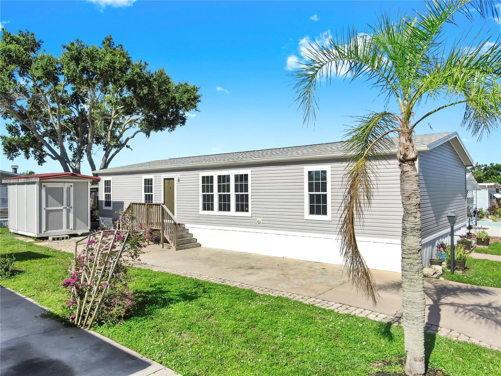 Image 44 of 44 For 420 49th Street E 64